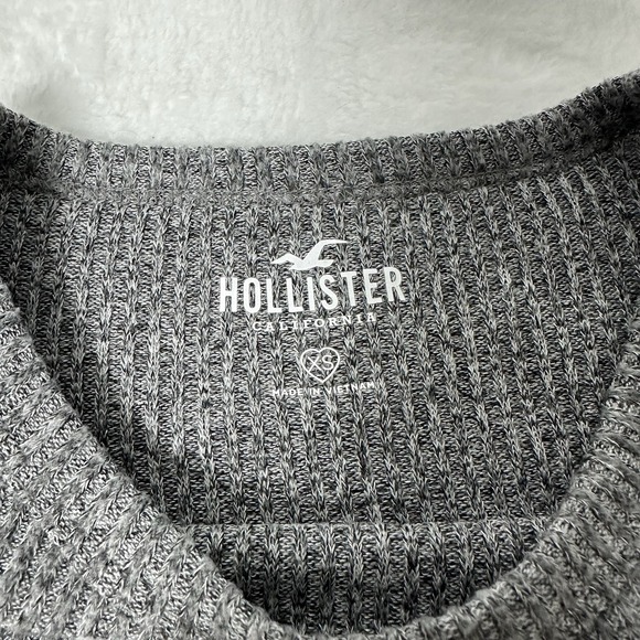 Hollister Women's Knit Cropped Long Sleeve Top Gray Front Knot Size XS - Picture 3 of 6